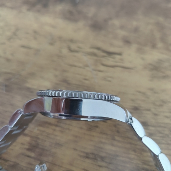 Marc Ecko Watch - Picture 5 of 5